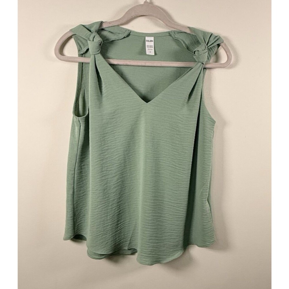 EXLURA Womens Green Solid V-Neck Sleeveless Crinkle Tie Tank Top - S